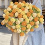 Knitted blanket bouquet with rose flowers-【LOOM-025】 - Image 10