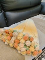 Knitted blanket bouquet with rose flowers-【LOOM-025】 - Image 6