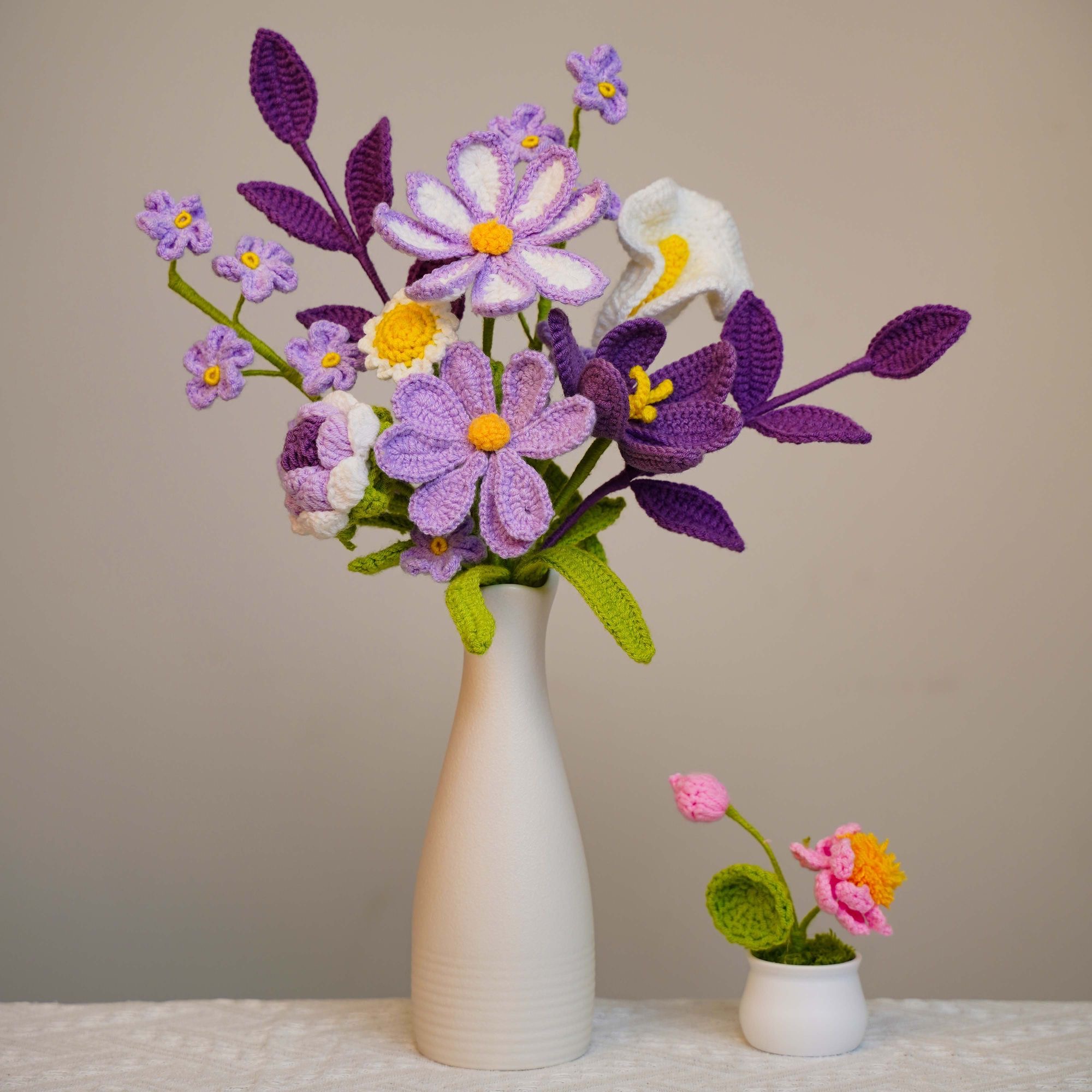 微信图片_20260818120918_1376_57 Handmade Crochet Mixed Flower Bouquet【LOOM-018】 - Image 1