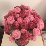 Red Rose Crochet Blanket Bouquet | Heart-Shaped Ombre Throw Gift-【LOOM-002】 - Image 8