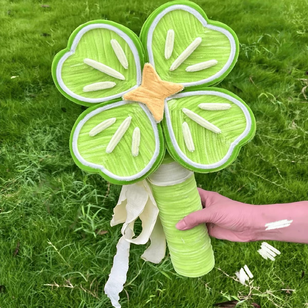 微信图片_20260911003446_1668_57 Pipe Cleaner Flower Bouquet | Sunflower Rose Clover Chenille Stem Gift-【LOOM-026】 - Image 1