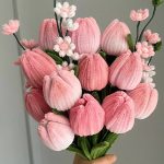 Crochet Tulip Bouquet with Wrapping | Handmade Kawaii Pink Flower Gift -【LOOM-045】